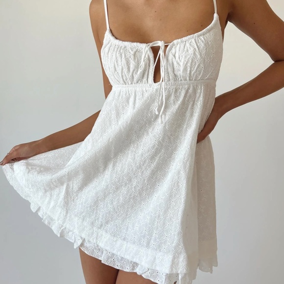 Princess Polly white dress - Picture 2 of 3